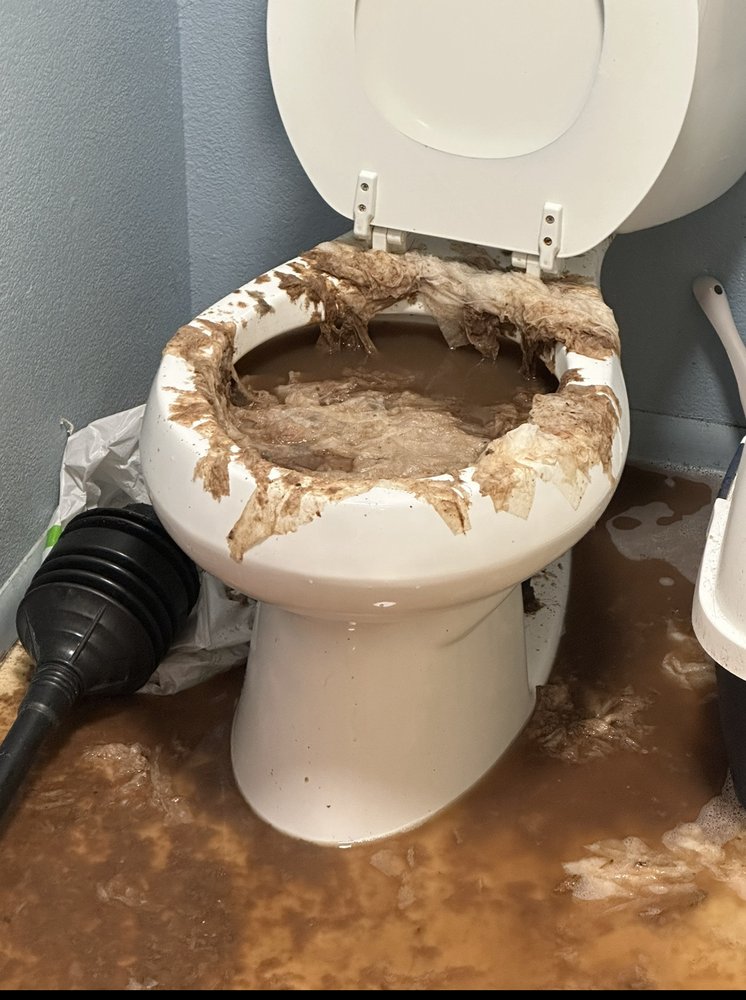 Slide of Roto-Rooter Plumbing & Water Cleanup