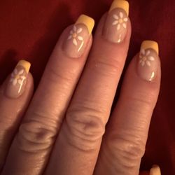 Davi Nails - Beautiful job by Vivian!