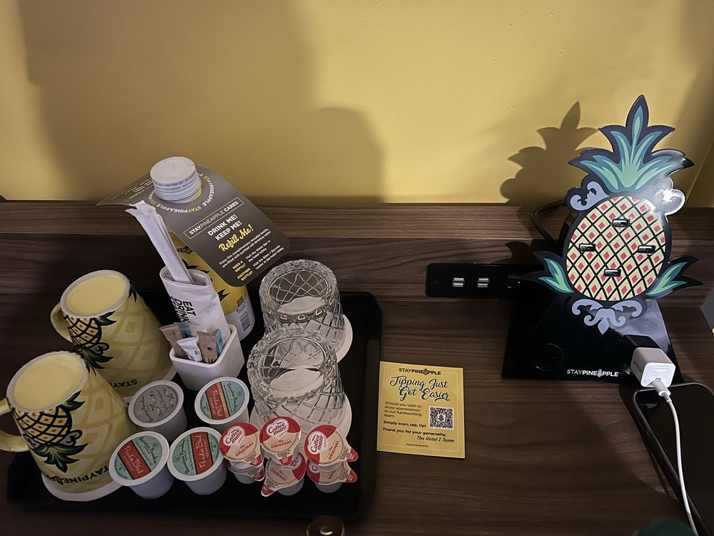 Staypineapple, Hotel Z, Gaslamp Quarter