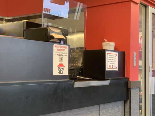 Pizza Hut by null