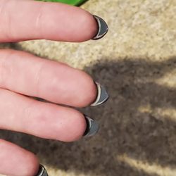 Lee Nails