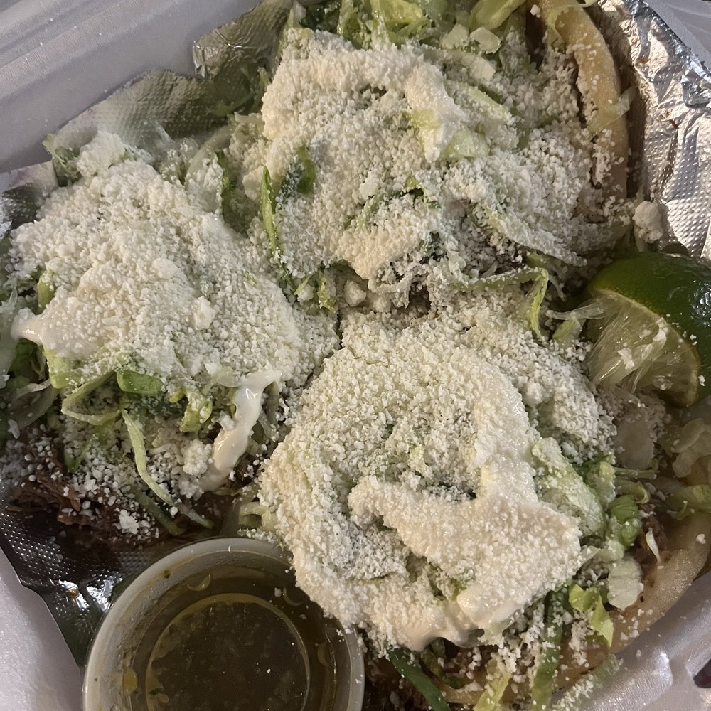 El Sabor Tabasqueno - Sopes special - Food Trucks Near Me - Winston-Salem, North Carolina