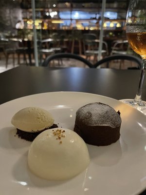 The Pig and Palm by null