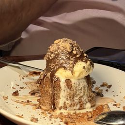 "Nut free" lava cake with nuts