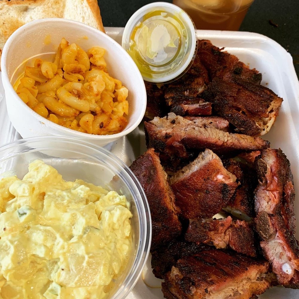 Rib tips plate w 2 sides (mac m cheese, potato salad), comes w slice of bread. Ordered small sweet vinegar onion $0.50 but get you a large ! Rib tips plate w 2 sides (mac m cheese, potato salad), comes w slice of bread. Ordered small sweet vinegar onion $0.50 but get you a large !