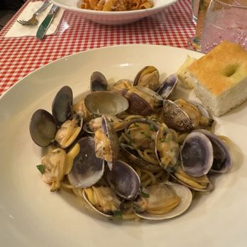 Arancino - Best vongole - Italian Near Me - Honolulu, Hawaii