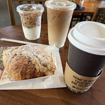 Boudin - Bakeries Near Me - San Francisco, California