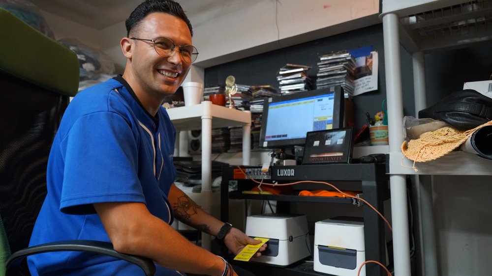 BEACON HOUSE THRIFT SHOP LONG BEACH 96 Photos & 117 Reviews 3220