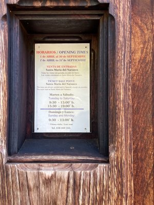 Church of San Miguel de Lillo by null