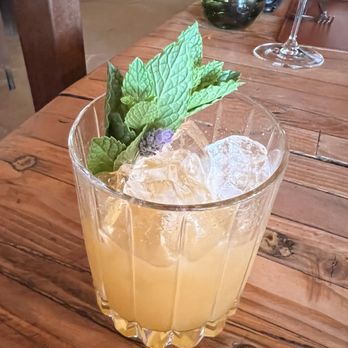 Fauna - Peach cocktail - Mexican Near Me - Guadalupe, BCN