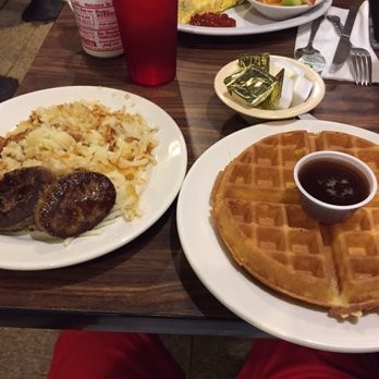 Fred's Diner - Diners Near Me - Grayslake, Illinois