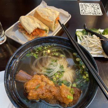 5ive Spice - Short rib pho Lemongrass Chicken Banh Mi - Vietnamese Near Me - New York, New York