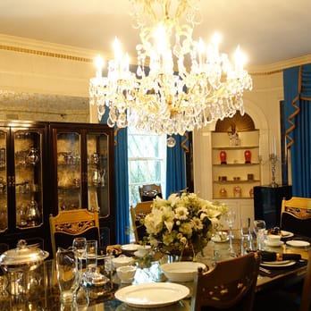 Graceland - Elvis Presley's dining room - Museums Near Me - Memphis, Tennessee