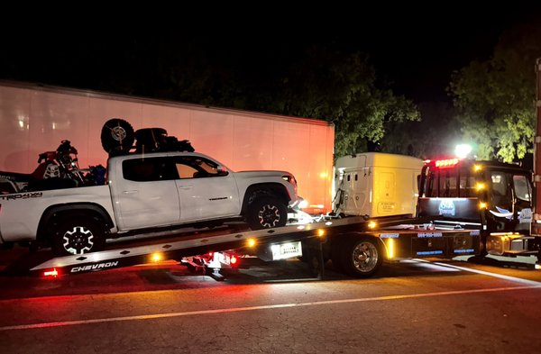 S & R TOWING - Updated March 2026 - 37 Photos & 154 Reviews - 1060 ...