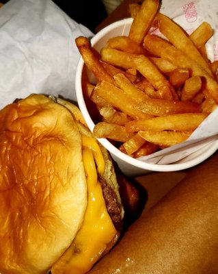 BunSlut (Food Truck) by null
