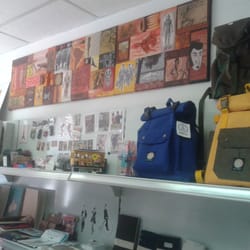 Emporio de las Artes - El regalo seguro si te gusta el diseño y el arte