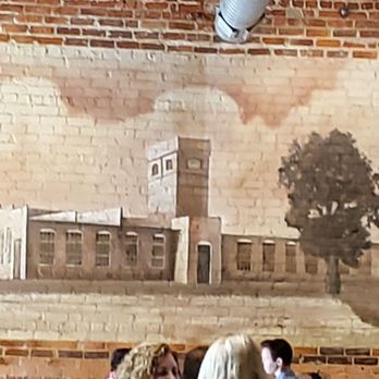 Emmet's Social Table - American Near Me - Waxhaw, North Carolina Emmet's Social Table - American Near Me - Waxhaw, North Carolina