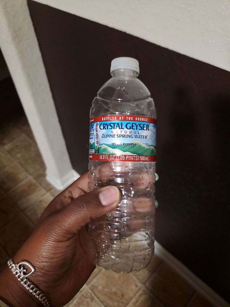 CRYSTAL GEYSER ROXANE WATER 33 Reviews 1400 Mary's Dr, Weed