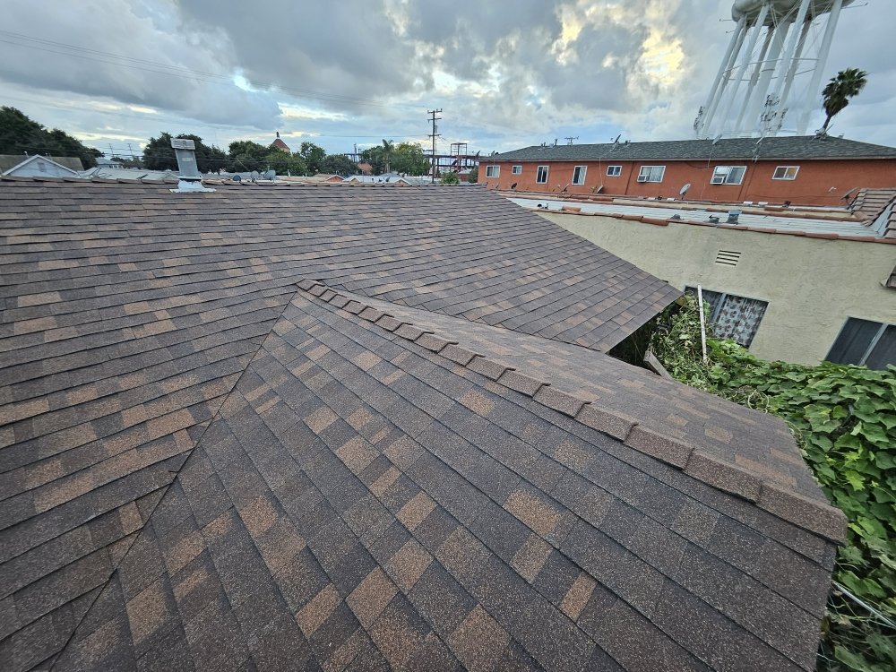 Slide of Jorges Roofing & Construction