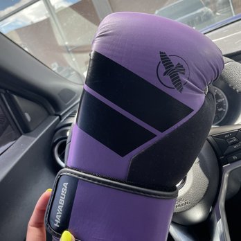 9 Dragons Fight Shop - Hyabusa 14oz gloves - Sports Wear Near Me - Las Vegas, Nevada 9 Dragons Fight Shop - Hyabusa 14oz gloves - Sports Wear Near Me - Las Vegas, Nevada