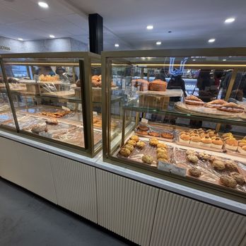 Tous les Jours - pastries - Bakeries Near Me - Honolulu, Hawaii Tous les Jours - pastries - Bakeries Near Me - Honolulu, Hawaii