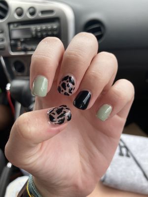 LV Nails Salon