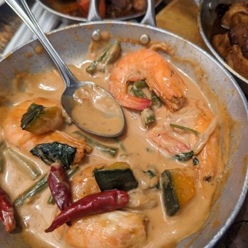 Isla Restaurant - Filipino Near Me - Newark, California Isla Restaurant - Filipino Near Me - Newark, California
