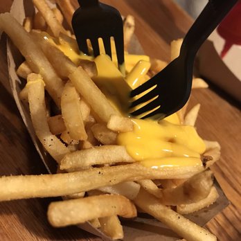 Harry's on Main - Bars Near Me - Providence, Rhode Island