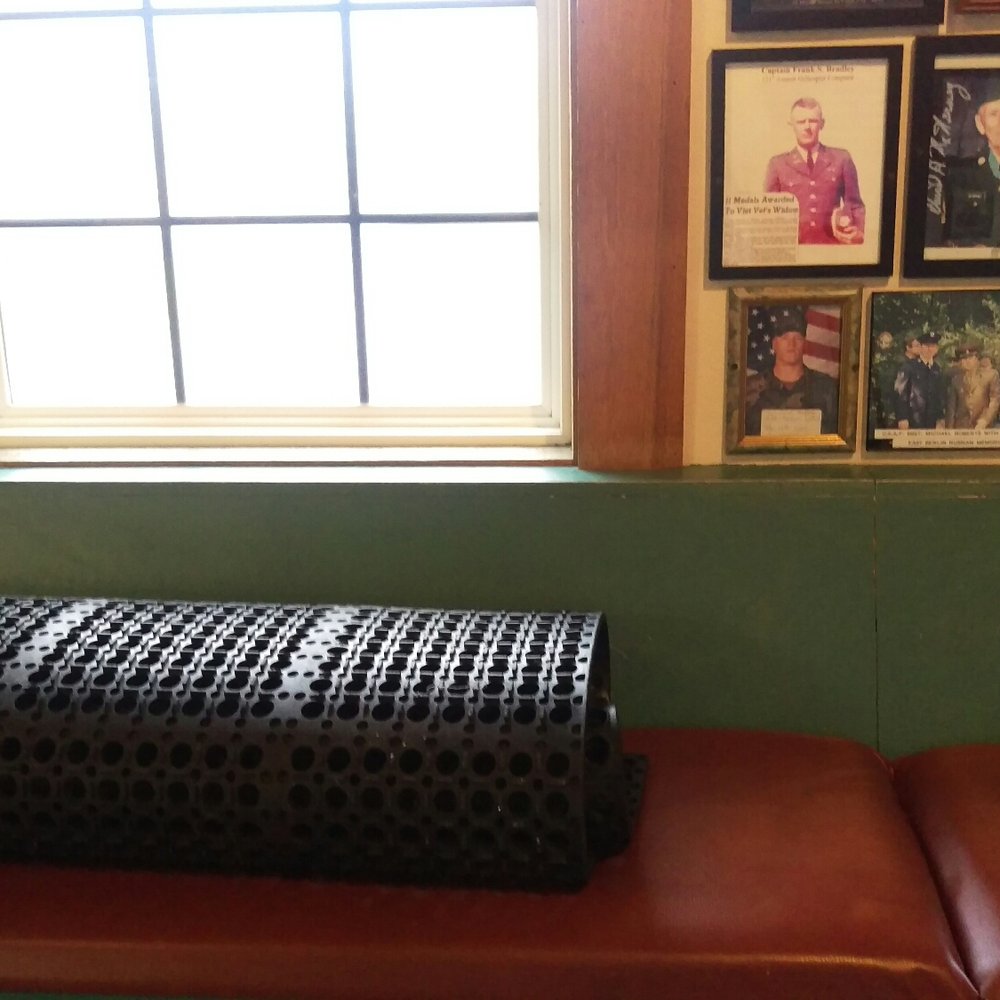West Side Cafe - More wet floor mats on the waiting area seats! - Breakfast & Brunch Near Me - Fort Worth, Texas West Side Cafe - More wet floor mats on the waiting area seats! - Breakfast & Brunch Near Me - Fort Worth, Texas