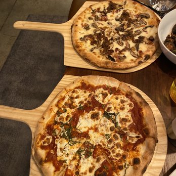 Conference Room - Gastropubs Near Me - Los Angeles, California Conference Room - Gastropubs Near Me - Los Angeles, California
