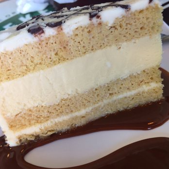 Ostionerias La Reyna - Tres Leches Cheesecake - Seafood Near Me - Houston, Texas