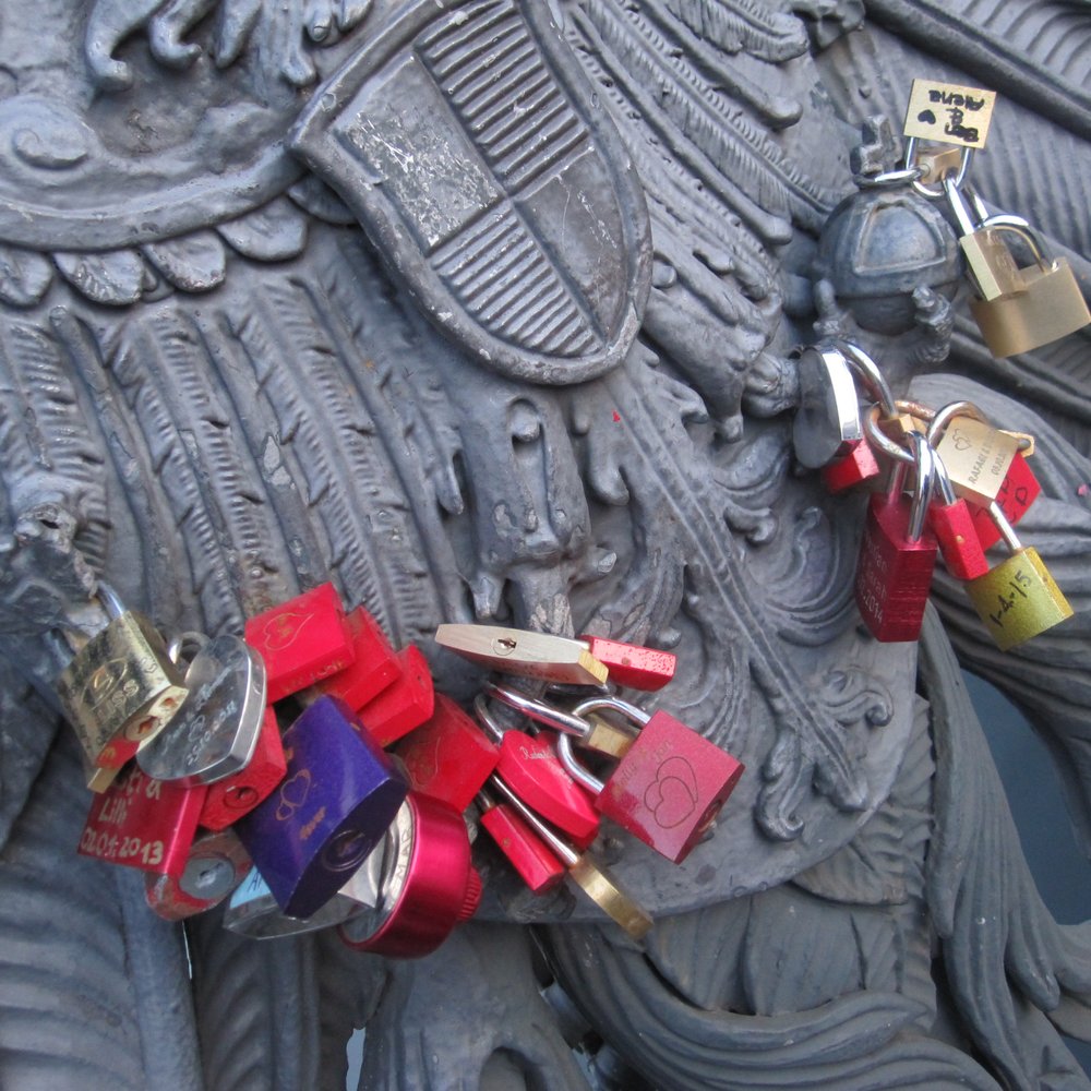 Weidendammer Brücke - padlocks of love - Landmarks & Historical Buildings Near Me - Berlin, BE