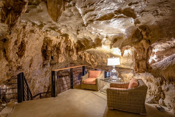 Beckham Creek Cave Lodge by null