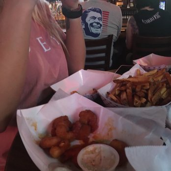 Riverwood Cafe - Great wings  great waitresses but sure miss a Shelby she was the best - Sports Bars Near Me - Lakewood, Ohio