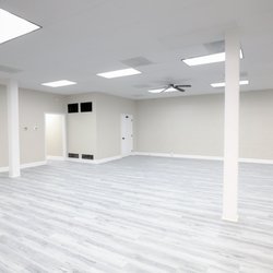 Papillion Event Venue - Side view of space