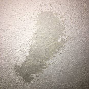 Quality Inn Airport - Ceiling cracking & hanging low above shower - Hotels Near Me - Saint Louis, Missouri Quality Inn Airport - Ceiling cracking & hanging low above shower - Hotels Near Me - Saint Louis, Missouri