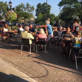 The Bricks Pizzeria - Patio seating - Pizza Near Me - Grosse Pointe Park, Michigan
