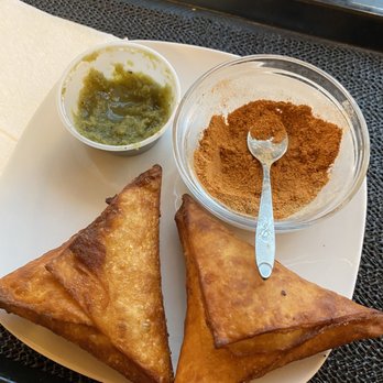 Habesha Cafe - Chicken 2 Sambusas - Ethiopian Near Me - Seattle, Washington