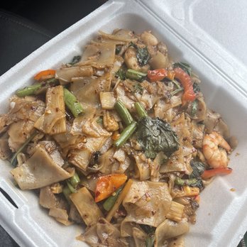 Pad Thai Restaurant - Drunken noodle w Shrimp ( Thai Hot ) - Thai Near Me - Mechanicsville, Virginia Pad Thai Restaurant - Drunken noodle w Shrimp ( Thai Hot ) - Thai Near Me - Mechanicsville, Virginia