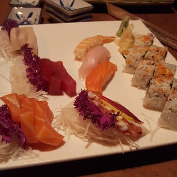 Sushi Yoshi - Sushi and sashimi was delicious! - Chinese Near Me - Killington, Vermont