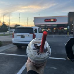 Jaggers - Banana Split Shake
