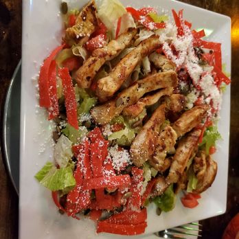 Yoli's Mexican Grill - Pechuga asada salad - Mexican Near Me - Riverside, California Yoli's Mexican Grill - Pechuga asada salad - Mexican Near Me - Riverside, California
