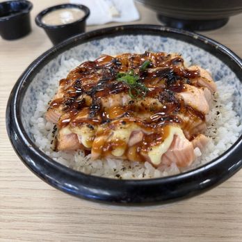 Domo Cafe Pearl Kai - Sushi Bars Near Me - Aiea, Hawaii Domo Cafe Pearl Kai - Sushi Bars Near Me - Aiea, Hawaii