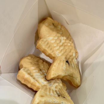 Somisomi - Nutella and Oreo taiyaki - Desserts Near Me - Carrollton, Texas