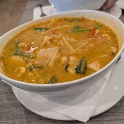Amazing Thai Restaurant - Red Curry