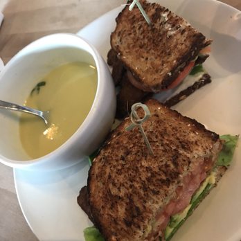 True Food Kitchen - New American Near Me - Denver, Colorado
