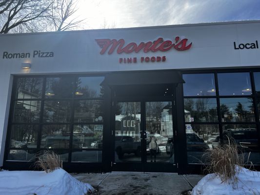 Monte's Fine Foods by null
