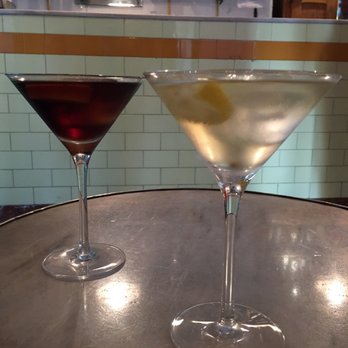 Bar Flexas - Dark and light vermouth. Excellent! Don't forget to squeeze the citrus slice, just a bit, into the drink. - Tapas/Small Plates Near Me - Palma de Mallorca, PM