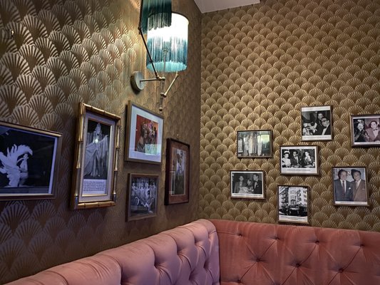 Lion's Den Lounge and Bar by null