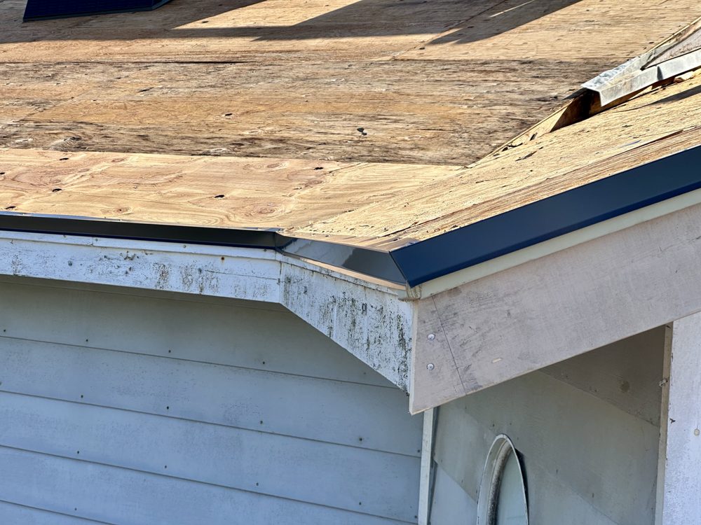 Slide of B&R Roofing & Tear Off